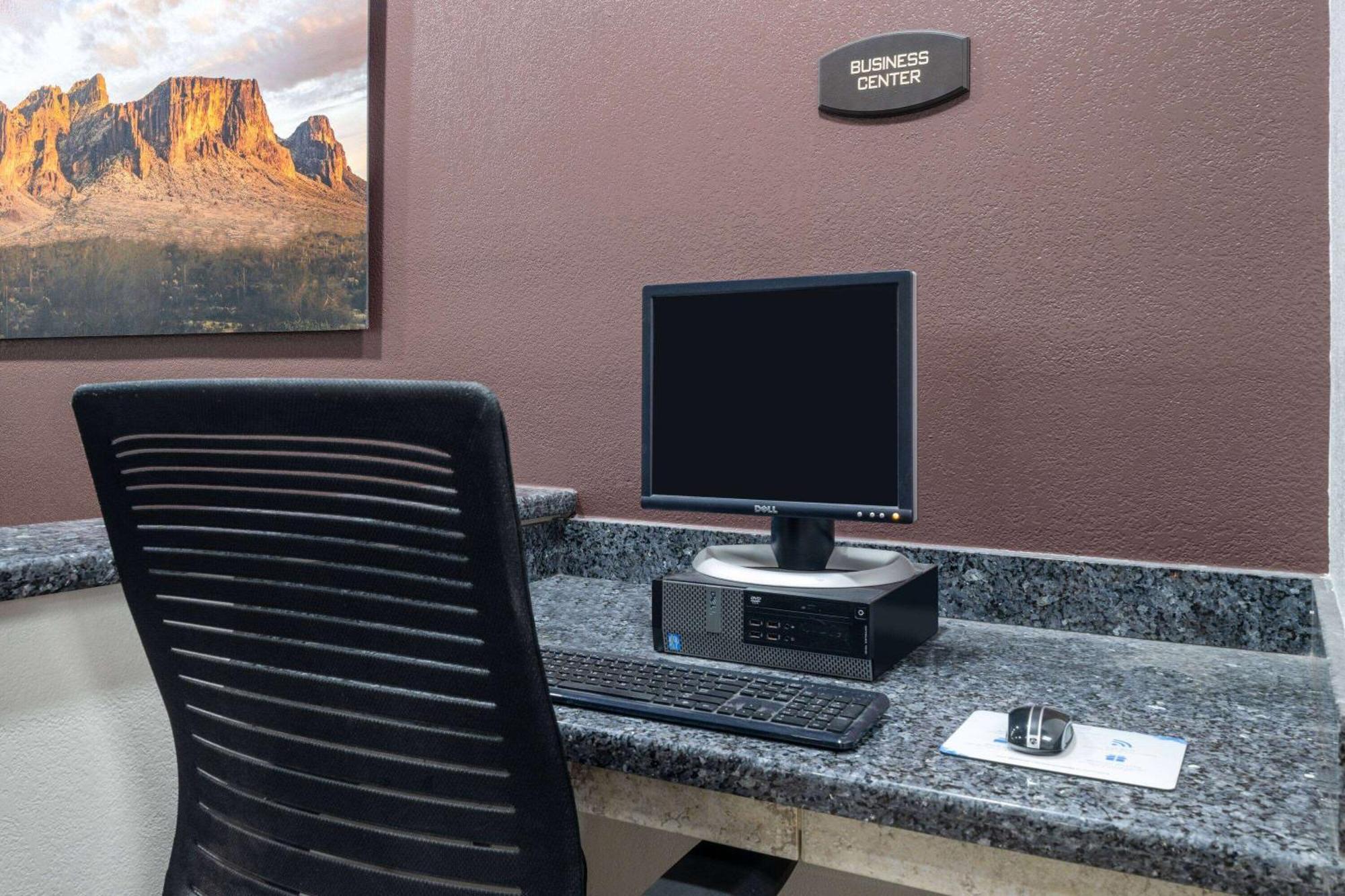 Travelodge By Wyndham Globe Az Esterno foto